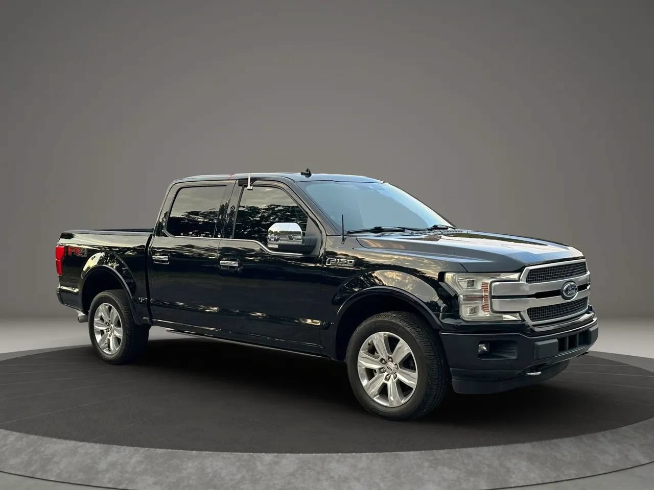 Used 2019 Ford F150 Platinum w/ Trailer Tow Package AWD/4WD image 1