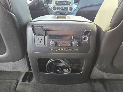 Used 2016 GMC Yukon SLT w/ Open Road Package AWD/4WD image 35