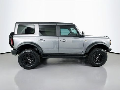 Used 2021 Ford Bronco Wildtrak image 9