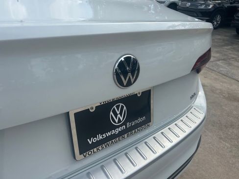 Used 2023 Volkswagen Jetta SEL FWD image 32