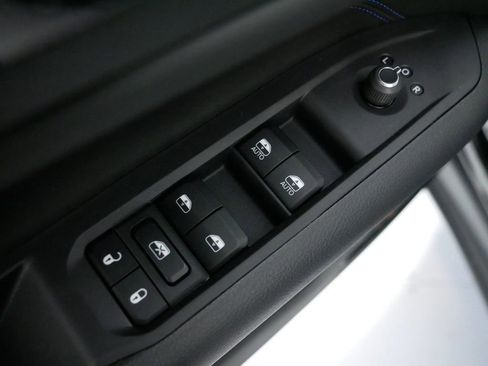 New 2025 Jeep Compass Latitude w/ Altitude Special Edition image 35