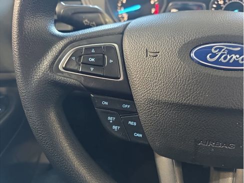 Used 2017 Ford Escape S image 25