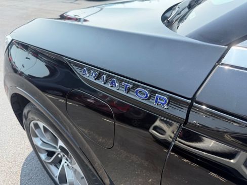 Used 2022 Lincoln Aviator Grand Touring w/ Equipment Group 301A AWD/4WD image 14