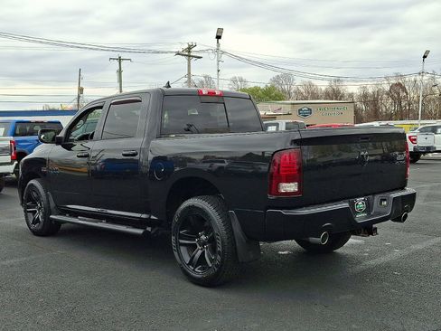 Used 2017 RAM 1500 Sport w/ Black Ram 1500 Sport Group image 7