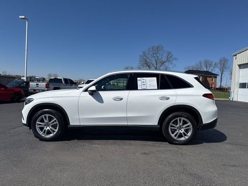 Used 2023 Mercedes-Benz GLC 300 4MATIC image 4