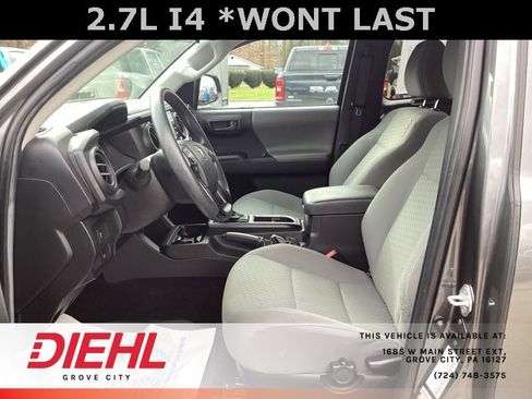 Used 2022 Toyota Tacoma SR image 22