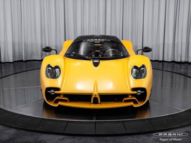 Used 2024 Pagani Utopia RWD image 3