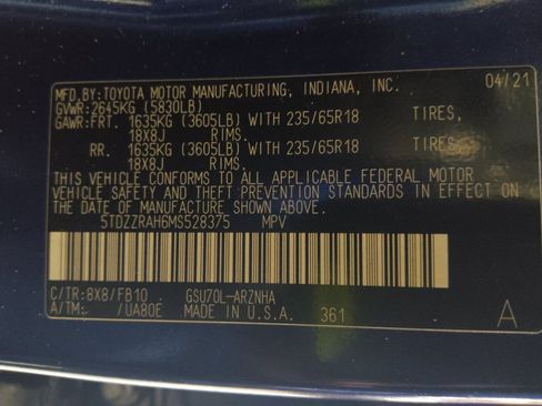 Used 2021 Toyota Highlander LE FWD image 33