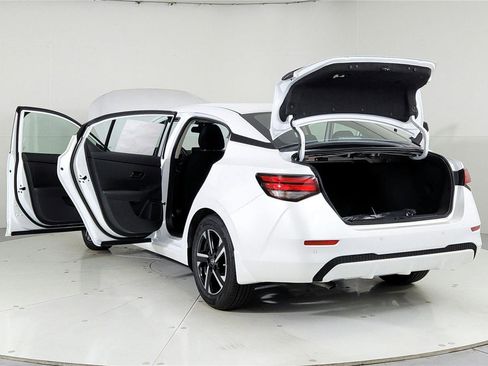 New 2025 Nissan Sentra SV w/ All-Weather Package image 11