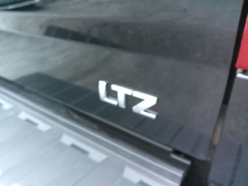 Used 2018 Chevrolet Silverado 1500 LTZ Z71 w/ LTZ Plus Package image 10