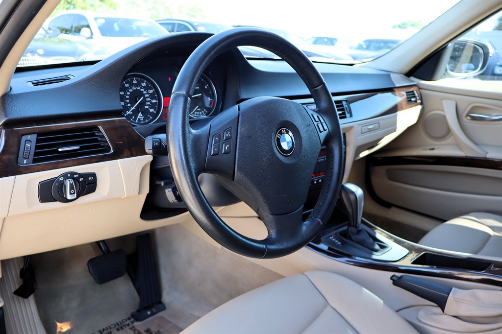 Used 2011 BMW 335d Sedan RWD image 15