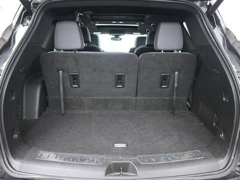 Used 2023 Buick Enclave Essence w/ Experience Buick Package FWD image 27