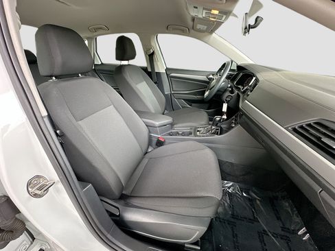 Used 2019 Volkswagen Jetta SE FWD image 25