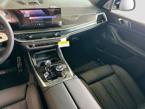 New 2026 BMW ALPINA XB7 image 18