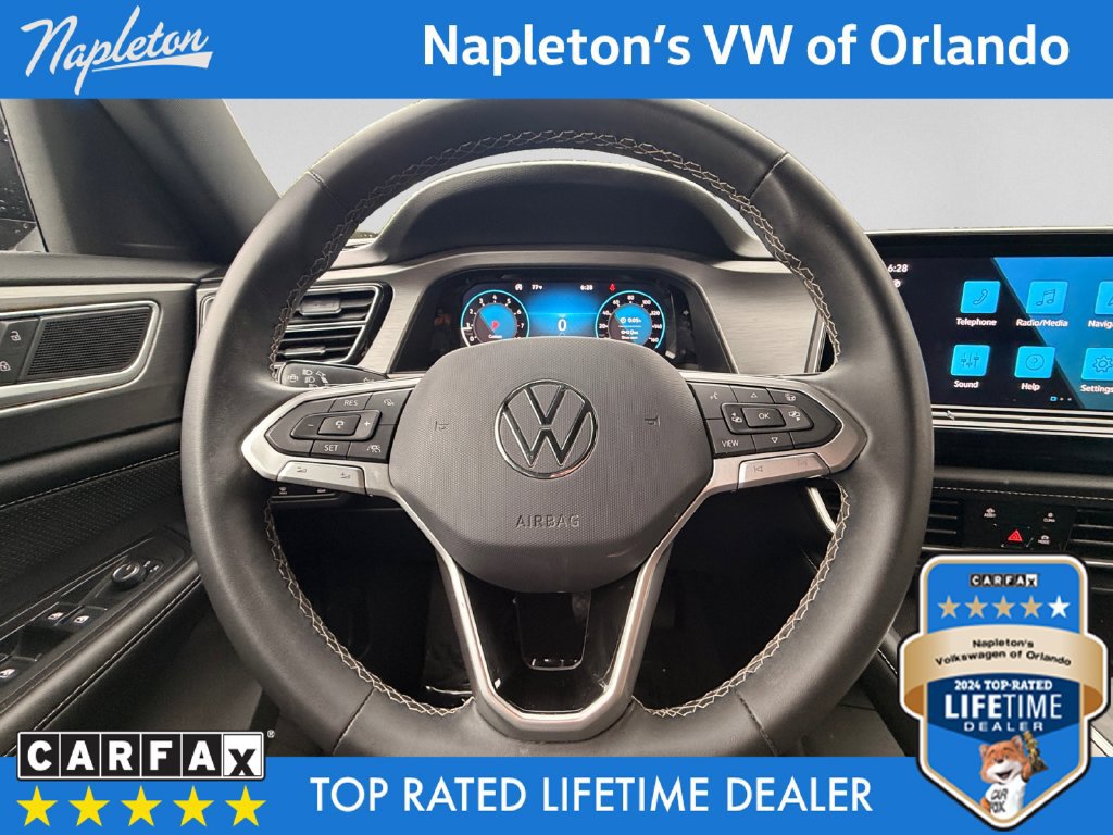 Used 2024 Volkswagen Atlas Cross Sport SE FWD image 12