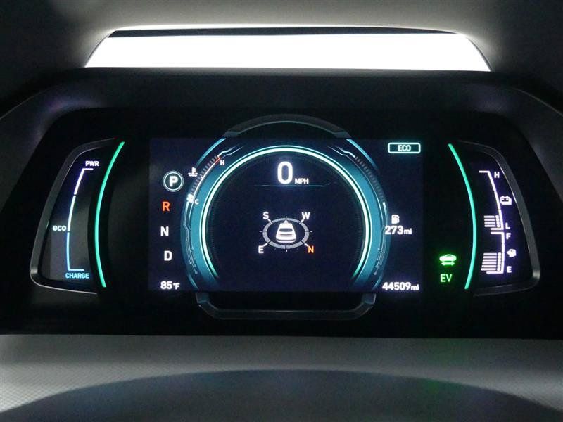 Used 2020 Hyundai Ioniq Limited FWD image 33