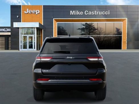 New 2026 Jeep Grand Cherokee Limited image 7
