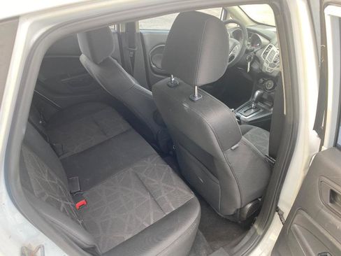 Used 2013 Ford Fiesta SE FWD image 20
