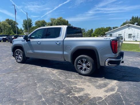 Used 2026 GMC Sierra 1500 SLT AWD/4WD image 6