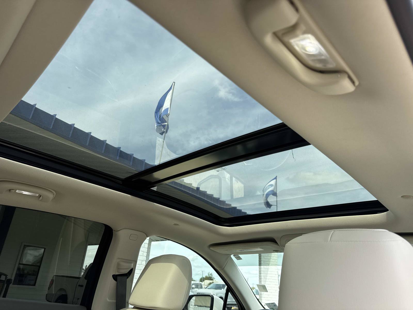 Used 2021 Cadillac XT5 Premium Luxury FWD image 10