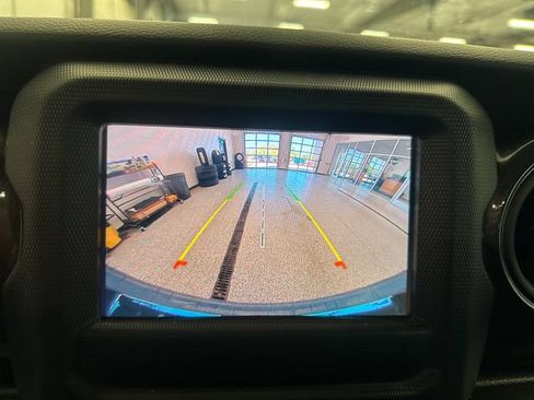 Used 2021 Jeep Wrangler Unlimited Sport AWD/4WD image 26
