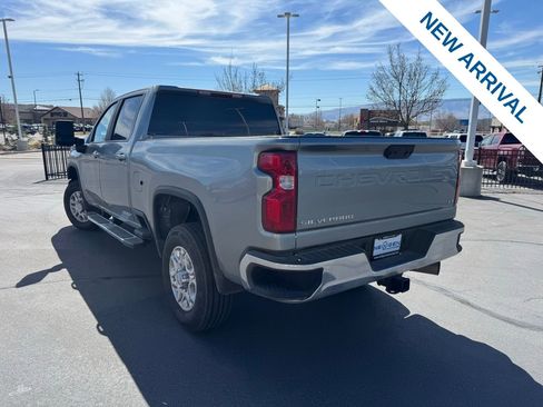 Used 2025 Chevrolet Silverado 2500 LT w/ Convenience Package image 5
