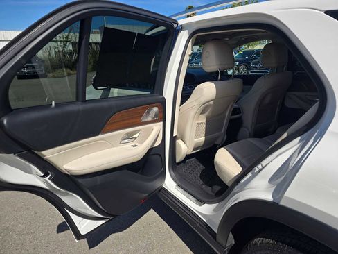 Used 2022 Mercedes-Benz GLE 350 image 17