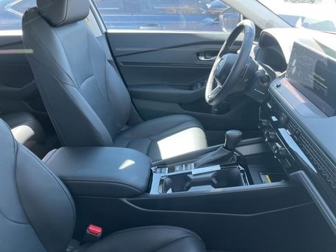 New 2025 Honda Accord EX-L image 4