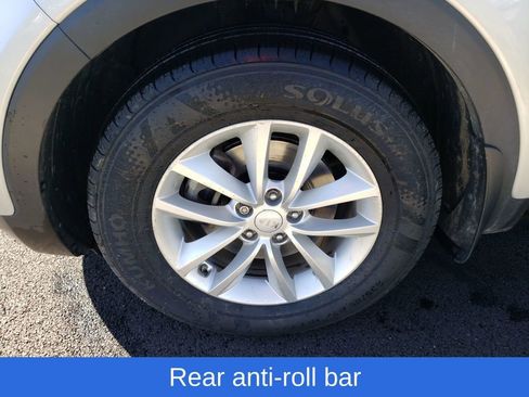 Used 2017 Kia Sorento LX w/ LX Convenience Package image 27