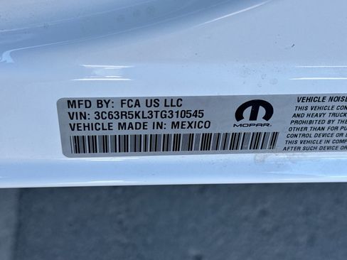 New 2026 RAM 2500 Laramie AWD/4WD image 27