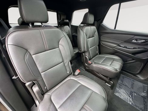 Certified 2023 Chevrolet Traverse RS image 33