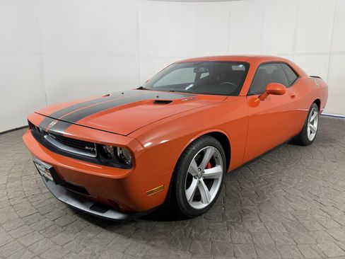 Used 2008 Dodge Challenger SRT8 RWD image 3