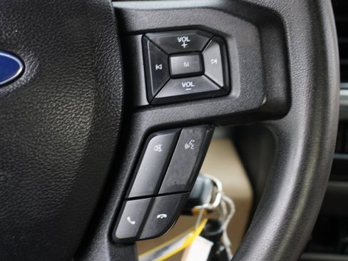 Used 2019 Ford F350 XLT w/ Camper Package image 26