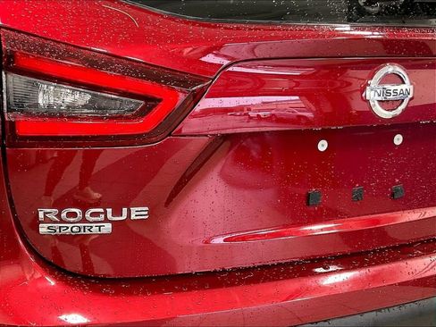 Used 2021 Nissan Rogue Sport SL w/ Premium Package AWD/4WD image 28