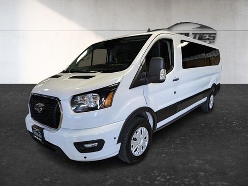 Used 2025 Ford Transit 350 XLT RWD image 5