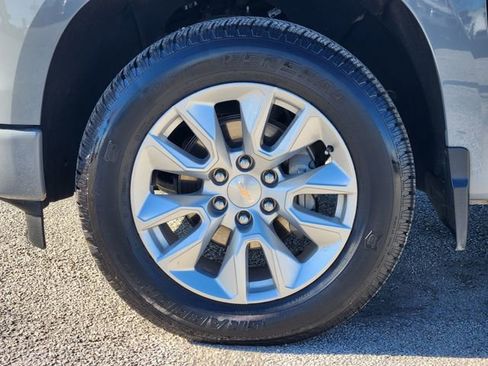 Used 2024 Chevrolet Silverado 1500 Custom image 10