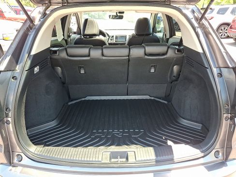 Used 2019 Honda HR-V Touring image 31