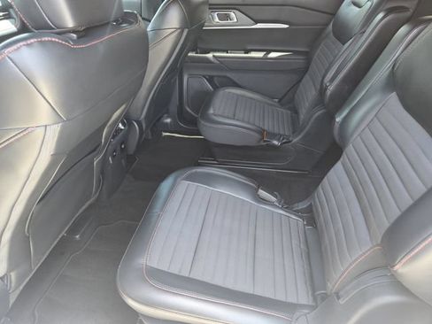 Used 2025 Ford Explorer ST-Line w/ Premium Package RWD image 24