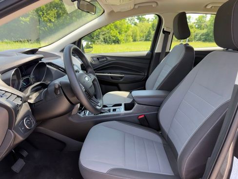 Used 2019 Ford Escape S FWD image 22