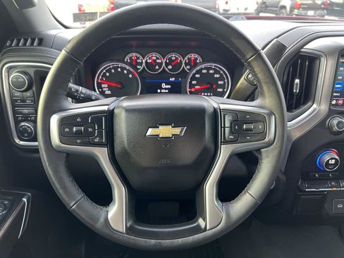 Used 2022 Chevrolet Silverado 1500 LT w/ Bed Protection Package image 19