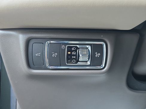 Used 2022 Lincoln Aviator Reserve w/ Elements Package Plus image 21