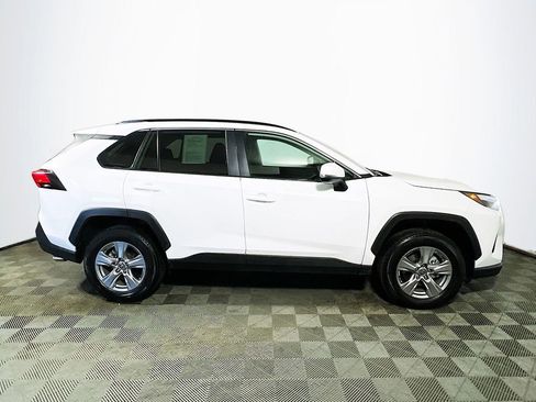 Certified 2025 Toyota RAV4 XLE AWD/4WD image 9