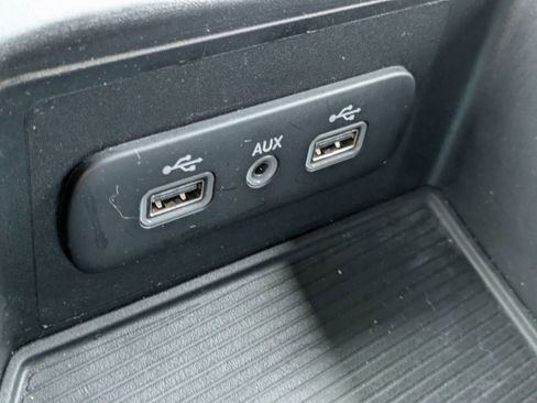 Used 2019 RAM 1500 Big Horn RWD image 23