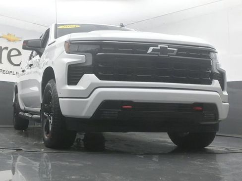 Used 2024 Chevrolet Silverado 1500 RST w/ Redline Edition AWD/4WD image 3