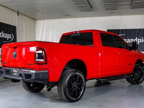 Used 2024 RAM 2500 Laramie w/ Night Edition AWD/4WD image 8