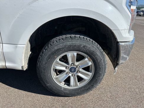 Used 2019 Ford F150 XLT w/ Trailer Tow Package image 4