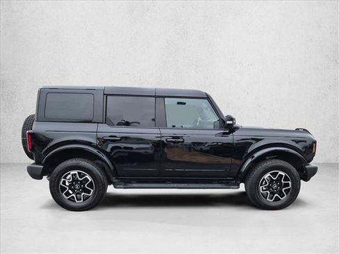 Used 2024 Ford Bronco Outer Banks AWD/4WD image 4