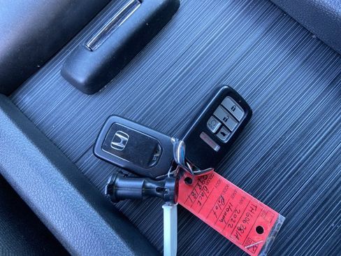 Used 2022 Honda Pilot Sport image 42