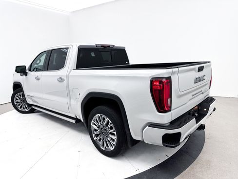 Used 2023 GMC Sierra 1500 Denali Ultimate image 2