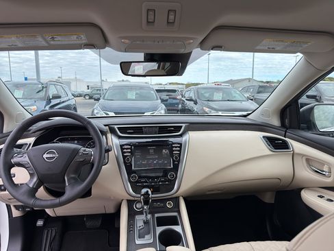 Certified 2024 Nissan Murano Platinum w/ Cargo Package image 28